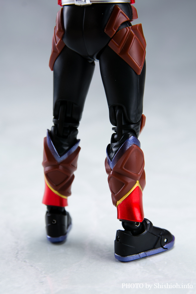 レビュー】S.H.Figuarts 仮面ライダーヴァレン チョコドンフォーム