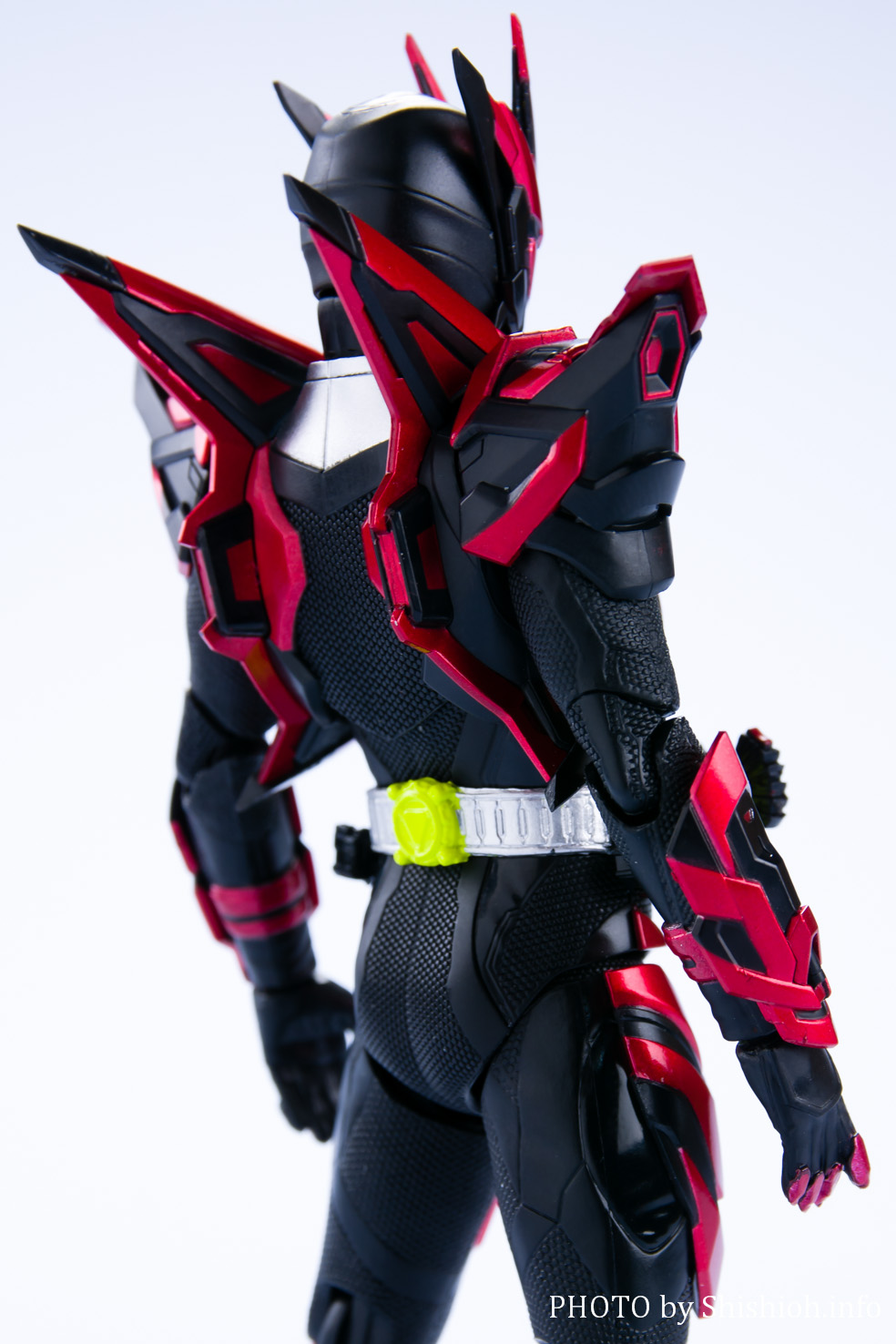 レビュー】S.H.Figuarts 仮面ライダーゼロワン ヘルライジングホッパー
