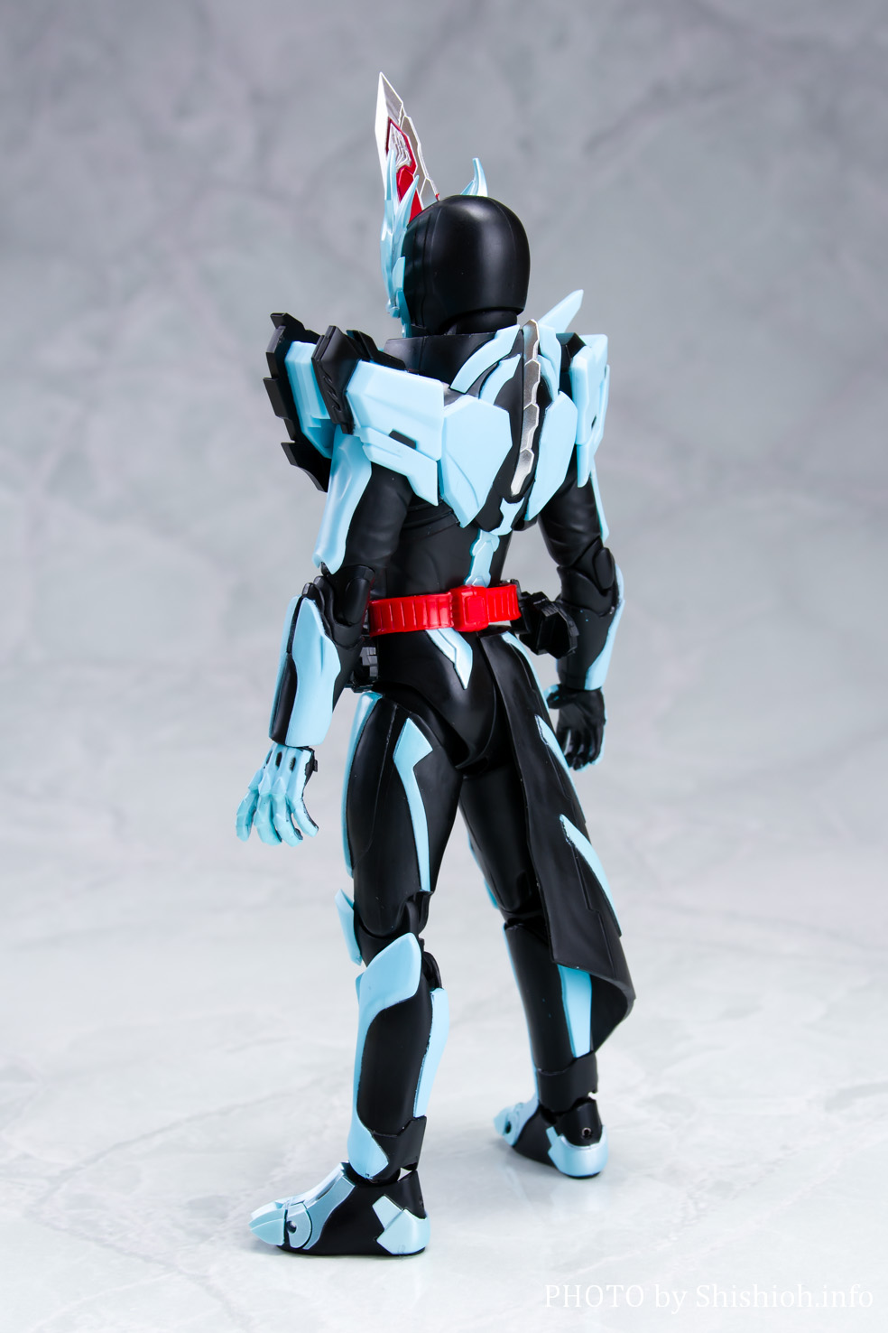 レビュー】S.H.Figuarts 仮面ライダーセイバー プリミティブドラゴン