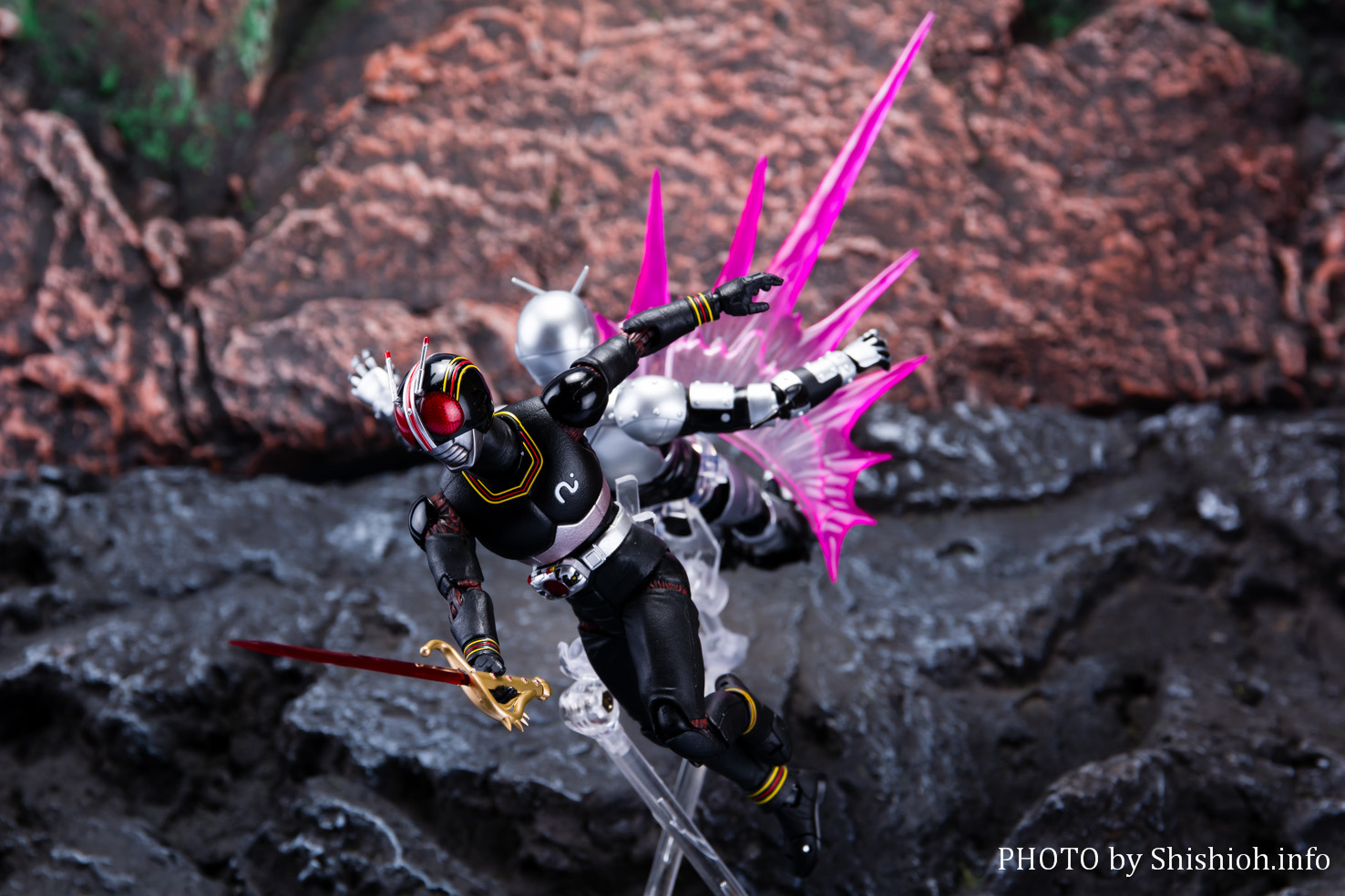 レビュー】 S.H.Figuarts（真骨彫製法）シャドームーン