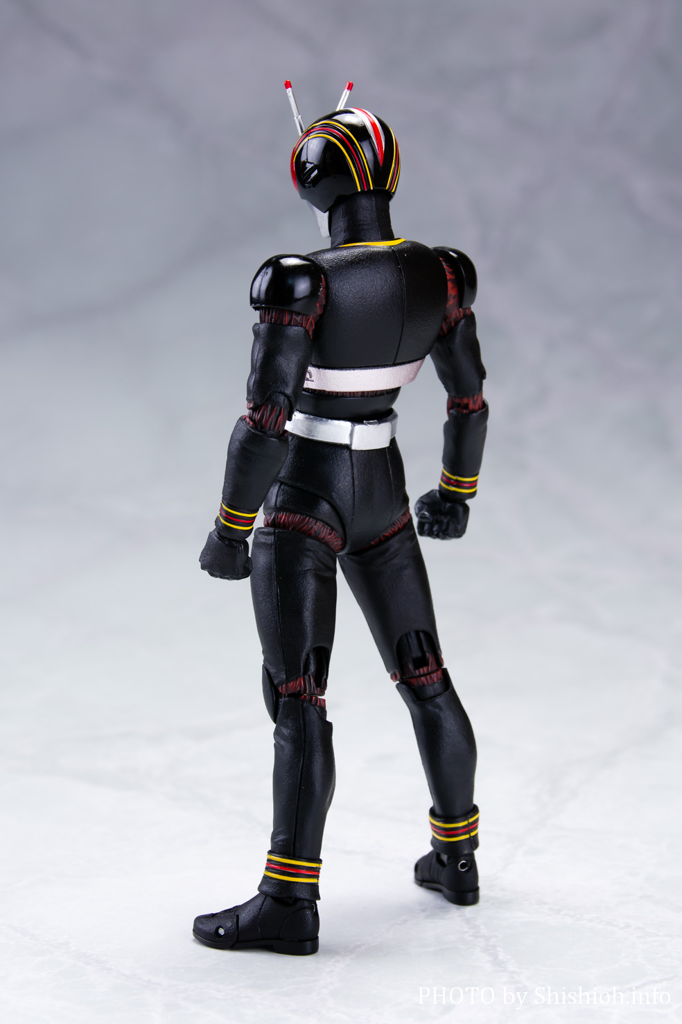 レビュー】 S.H.Figuarts （真骨彫製法） 仮面ライダーBLACK