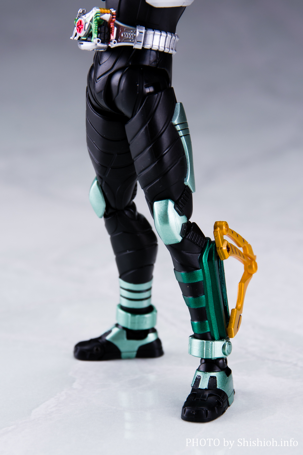 レビュー】S.H.Figuarts（真骨彫製法） 仮面ライダーキックホッパー