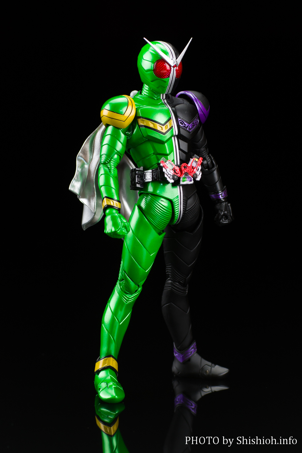 仮面ライダーW ファングジョーカー 菅田将暉 フィギュア SHF 真骨彫 黒白