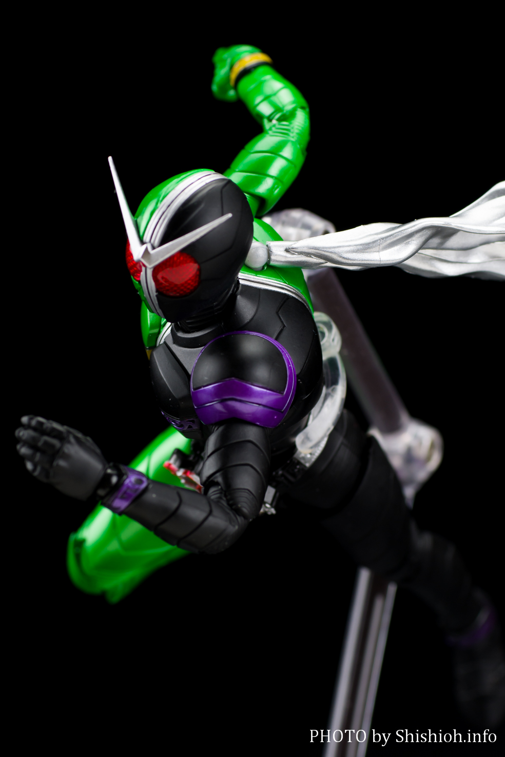 レビュー】S.H.Figuarts（真骨彫製法） 仮面ライダーW サイクロン