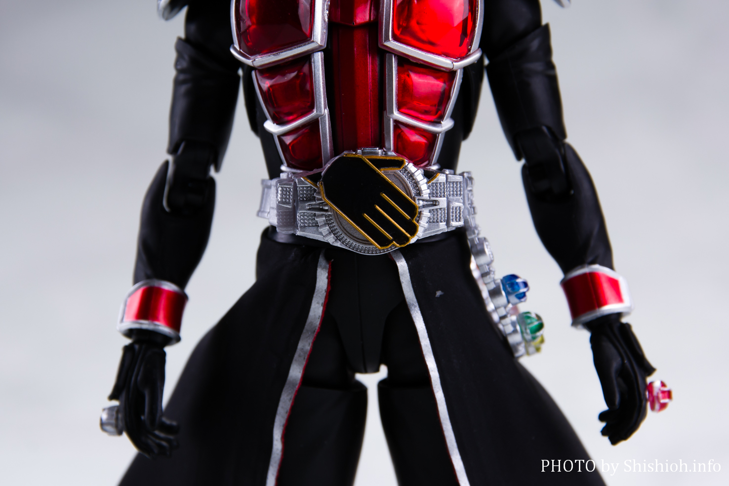 レビュー】 S.H.Figuarts（真骨彫製法） 仮面ライダーウィザード