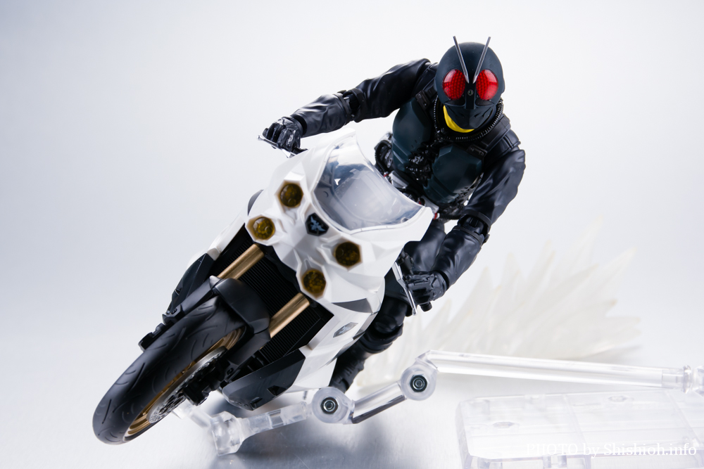 レビュー】S.H.Figuarts 大量発生型相変異バッタオーグ搭乗用