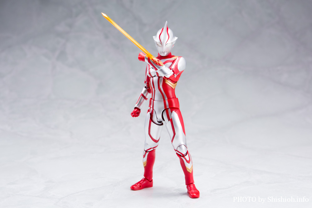 レビュー】S.H.Figuarts(エス.エイチ.フィギュアーツ) ウルトラマン