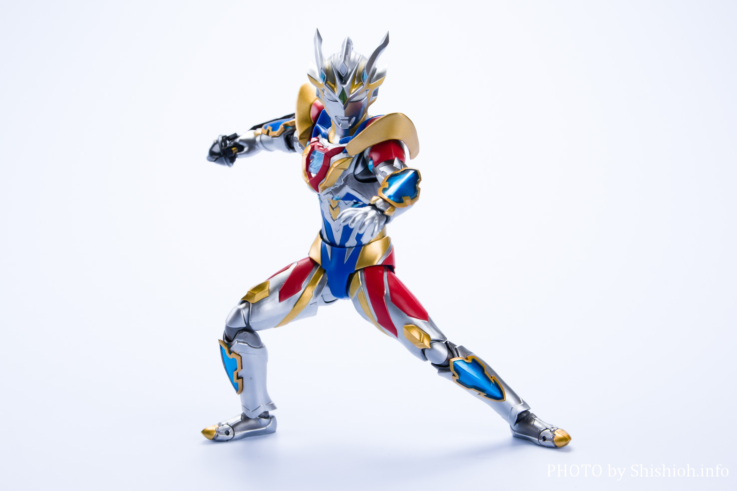 レビュー】S.H.Figuarts ウルトラマンゼット デルタライズクロー