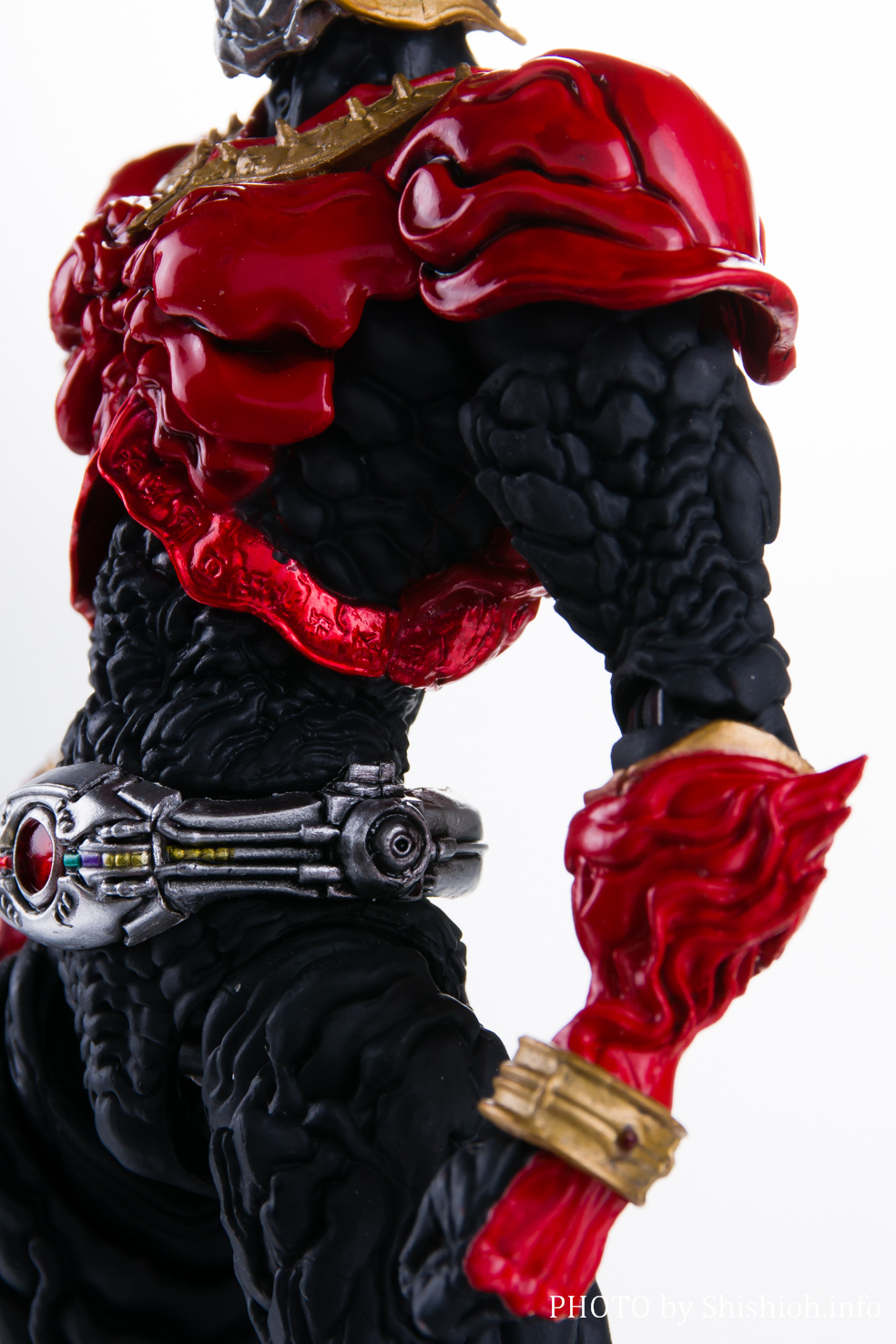 レビュー】 S.I.C. 仮面ライダークウガ マイティフォーム