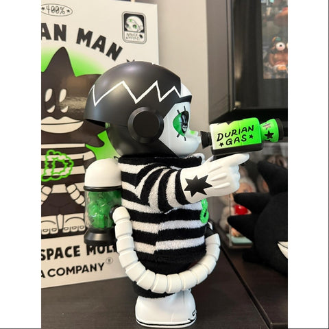 MEGA SPACE MOLLY 400% Durian Man 2025 Limited Edition – TOYSEZ