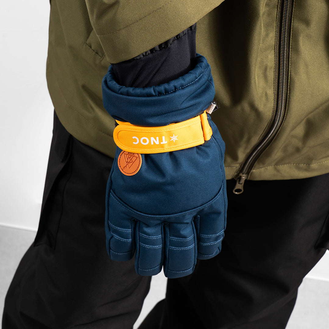 TNOC THE SNOW GLOBE-SN