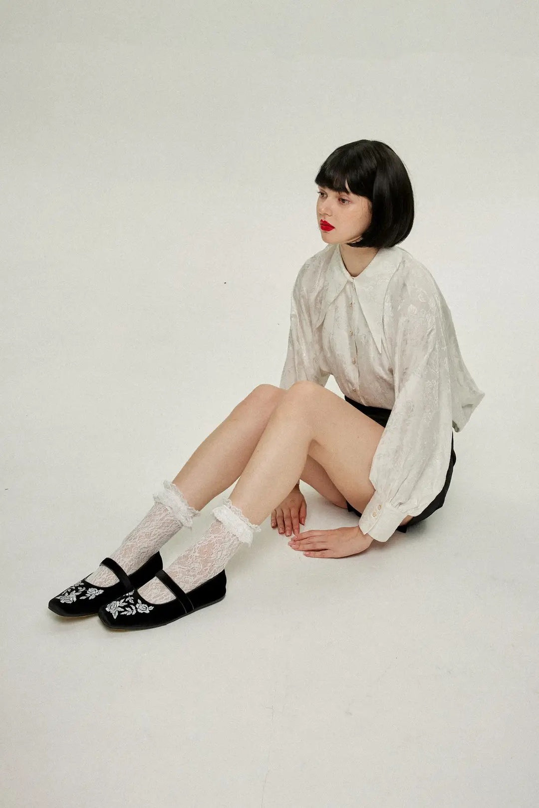 TNEWTIESオリジナル刺繍パンプス-Black – Tnewties