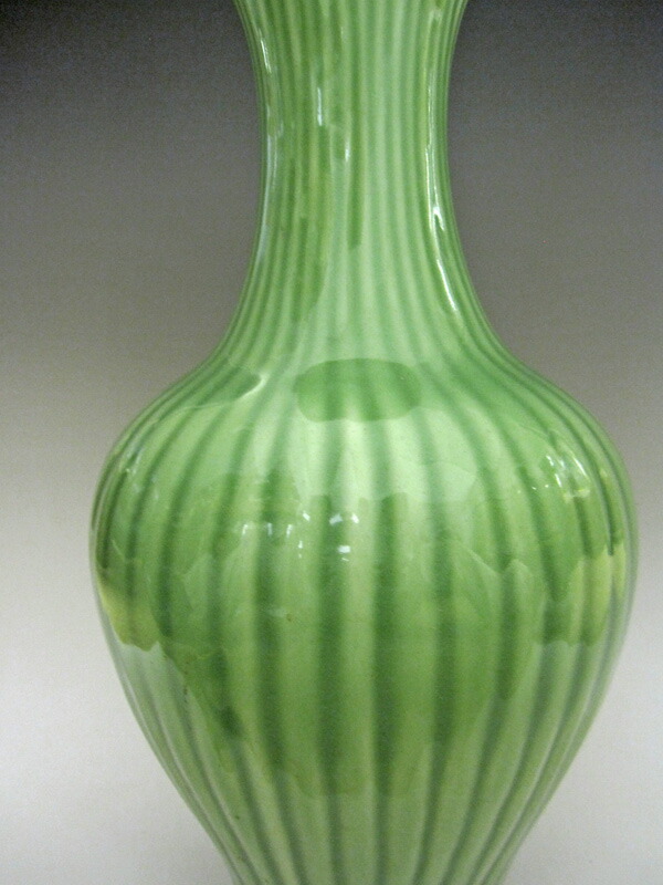 楽天市場】竜泉窯 砧青磁シノギ花生 高さ約42cm 中国 陶磁器 美術品