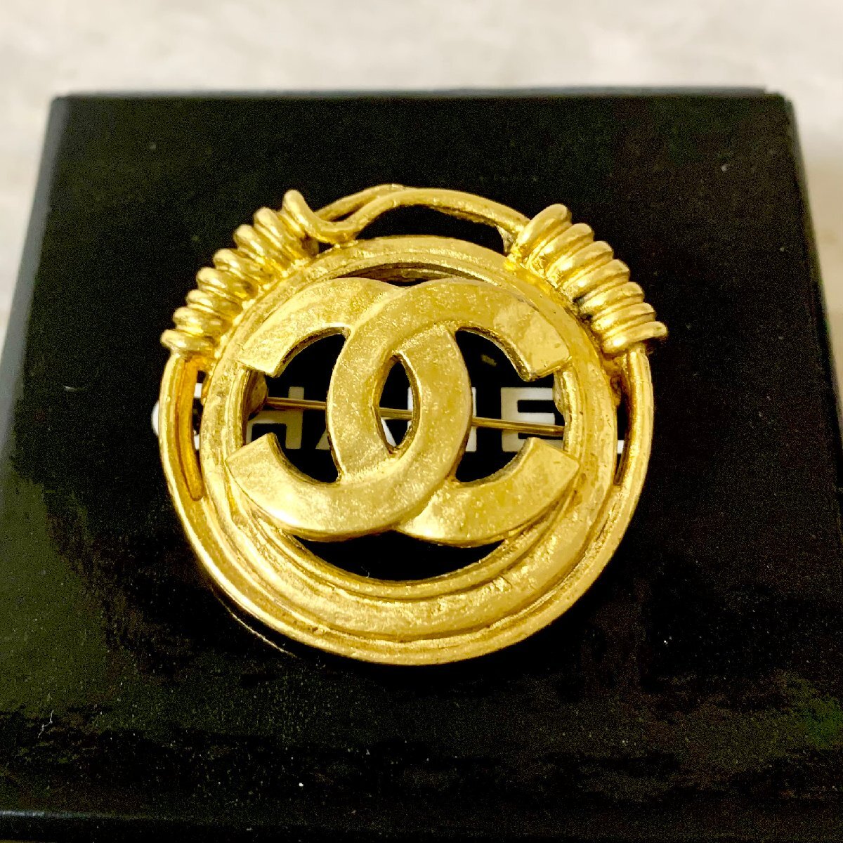 楽天市場】シャネル ゴールド ヴィンテージ ココマーク ブローチの通販