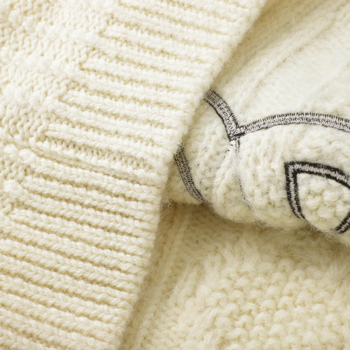 楽天市場】セリーヌ CELINE クルーネックニット ベージュ レディース