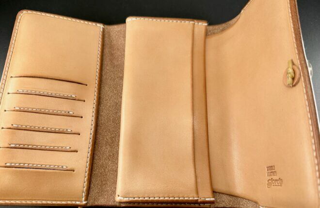 楽天市場】ゴローズ goro's 新品 札入れ 大 (サドル) ※小銭は入りませ