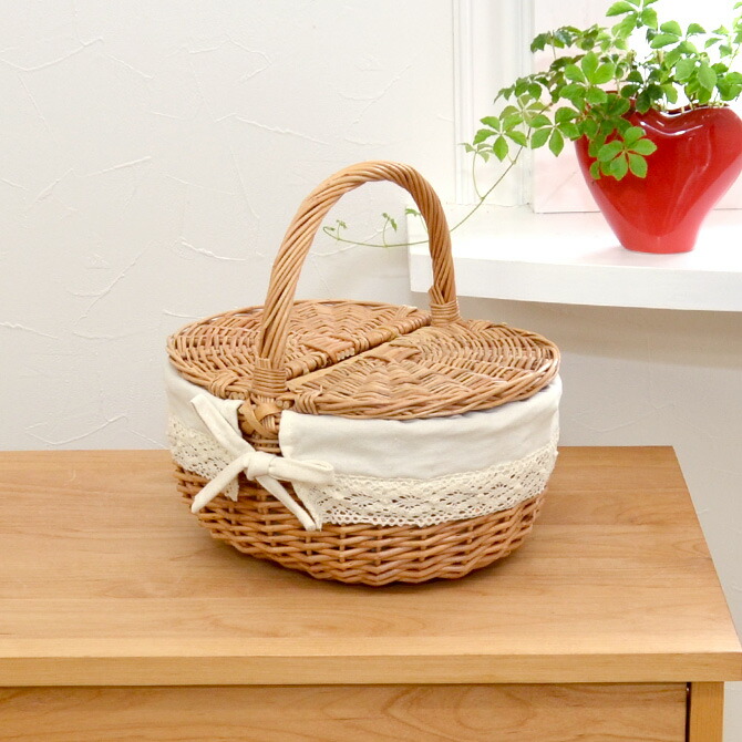 楽天市場】フタ付き かご ウィッカー バスケット レース M / かご