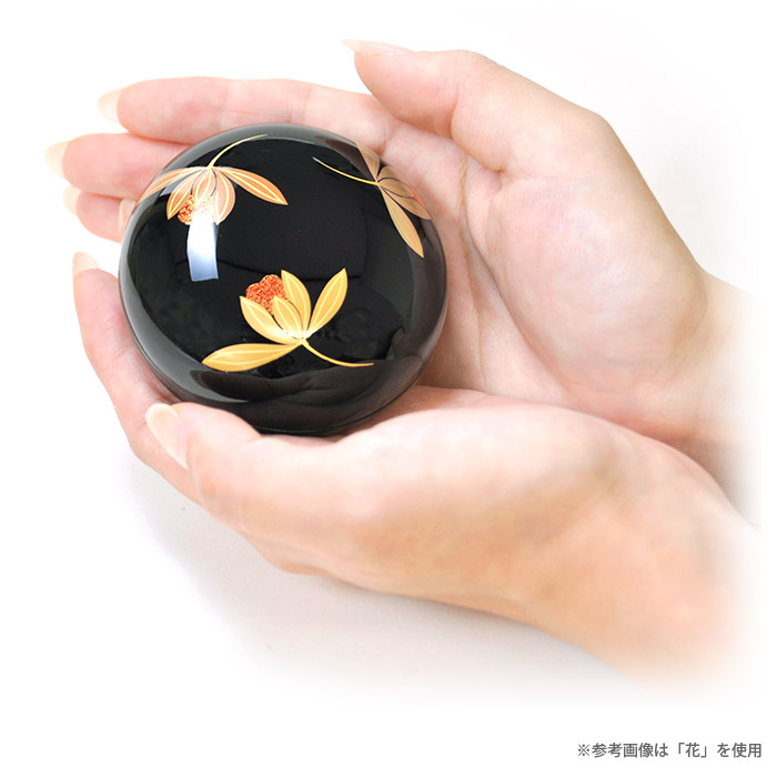 楽天市場】蒔絵 −あわせ−『雪月花』 【ミニ骨壷】本金蒔絵の美しさが
