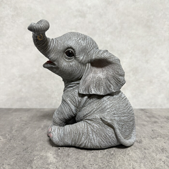 楽天市場】象の置物 ソーラーランプを鼻で持ち上げる赤ちゃんゾウ 高さ