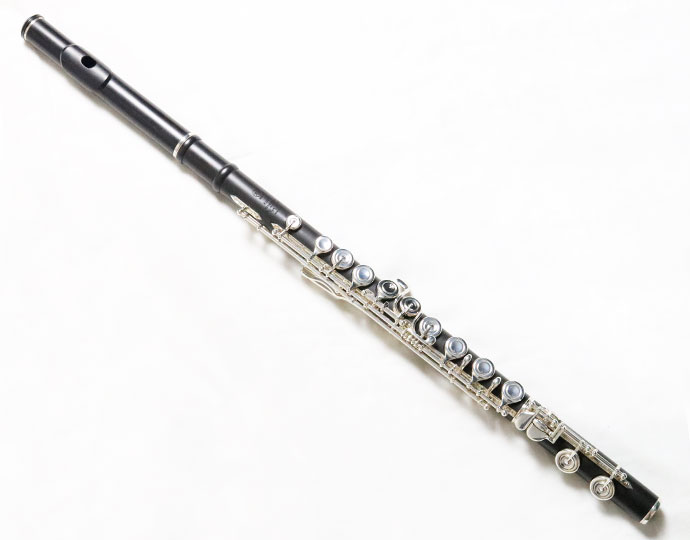 楽天市場】ヤマハ フルート YFL-814W YAMAHA カバードキィ C管