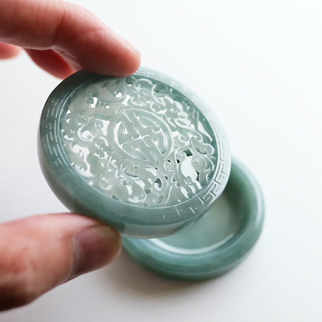 楽天市場】翡翠 (ヒスイ) 彫刻 置物 『OCEAN'S AROMA』 香炉 お香立て