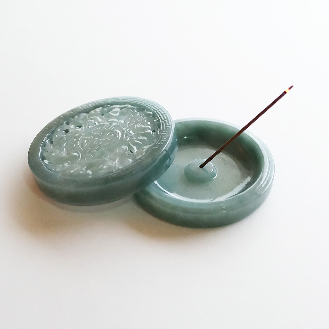 楽天市場】翡翠 (ヒスイ) 彫刻 置物 『OCEAN'S AROMA』 香炉 お香立て