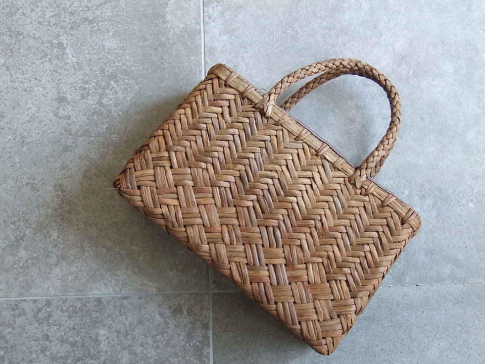 楽天市場】純国産 山葡萄かごバッグ 三本四つ目変わり縦網代編み