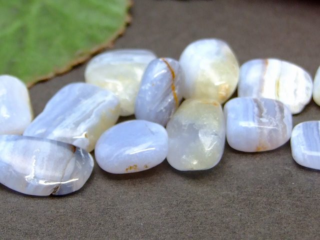 楽天市場】g3-599Y 原石 穴なし ブルーレースアゲート 10mm〜18mm 1個