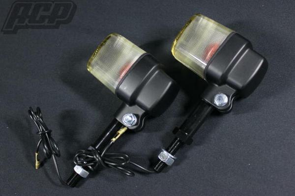 楽天市場】汎用 角型ウィンカー（黄ばみ/ブラック）ステー付き 2個