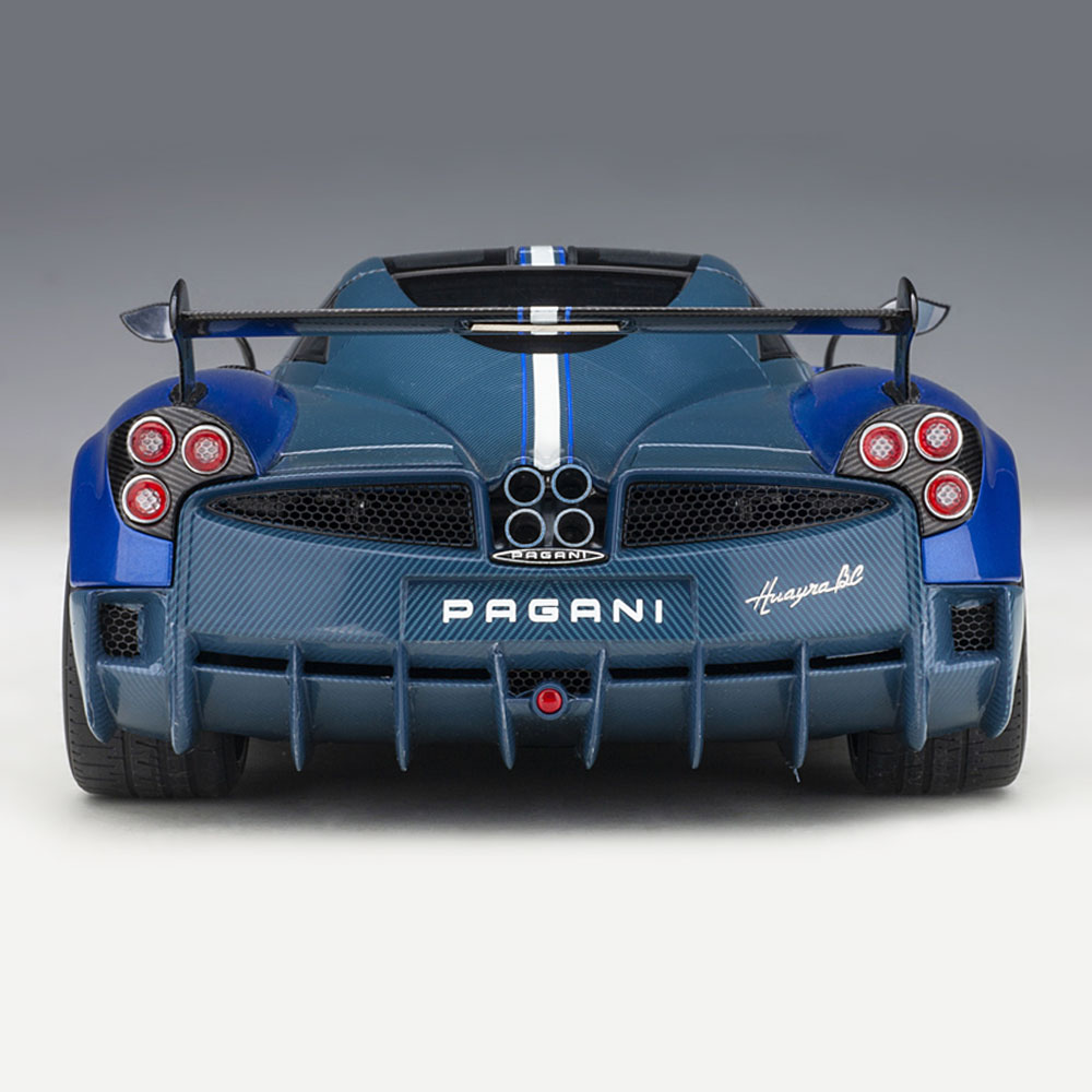 楽天市場】ミニカー 1/18 パガーニ ウアイラ BC AUTOart オートアート