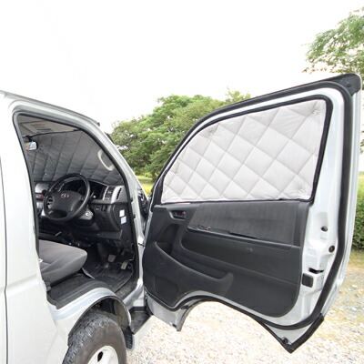 AIZU マルチシェード ハイエース フロント 寒さ対策 遮熱 高断熱性能