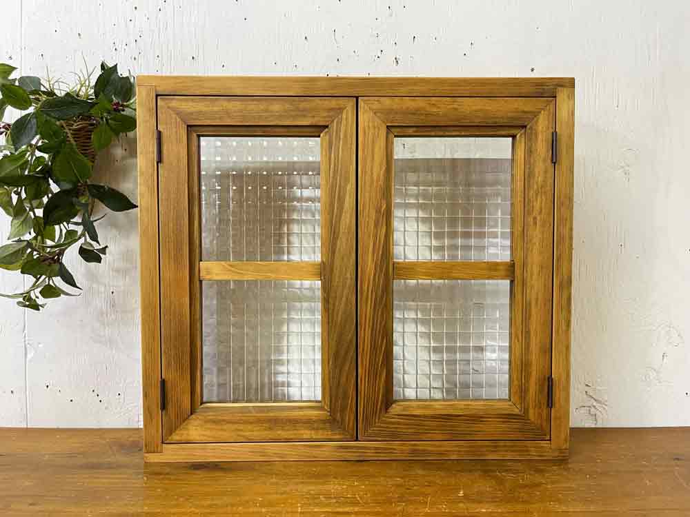 楽天市場】【期間限定10％OFF】カフェ窓 チェッカーガラス扉