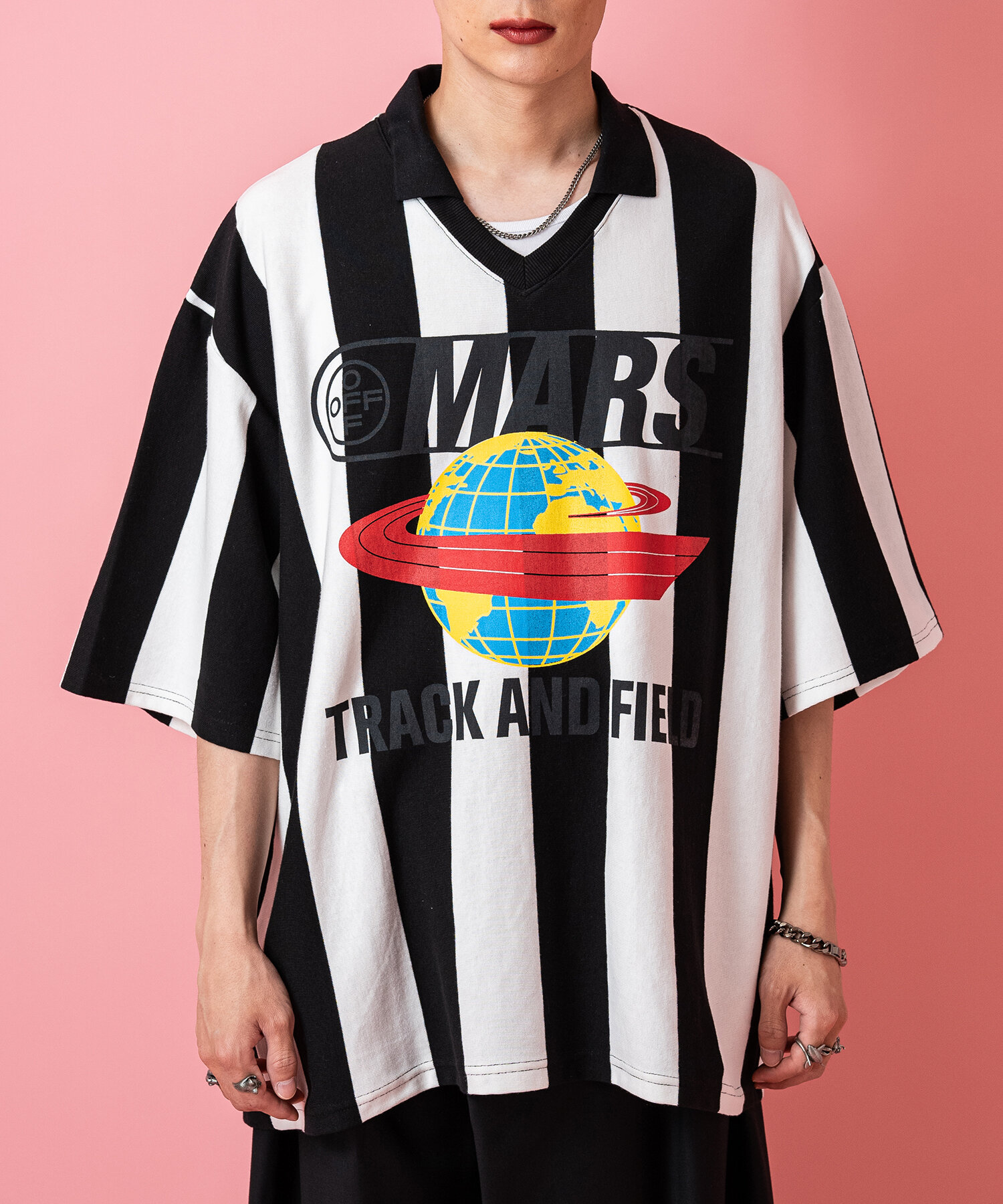 楽天市場】a.p.o.v. グラフィックストライプ柄サッカーシャツ / メンズ