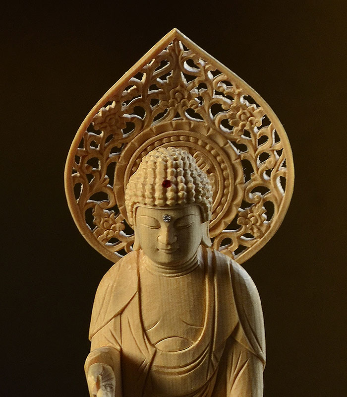 楽天市場】白木蓮方大佛座「立弥陀」3.5号 下台付/阿弥陀如来像