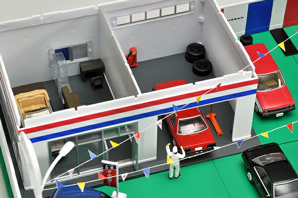 楽天市場】トミカラマヴィンテージ 04d 中古車店 (日産中古車) : カー