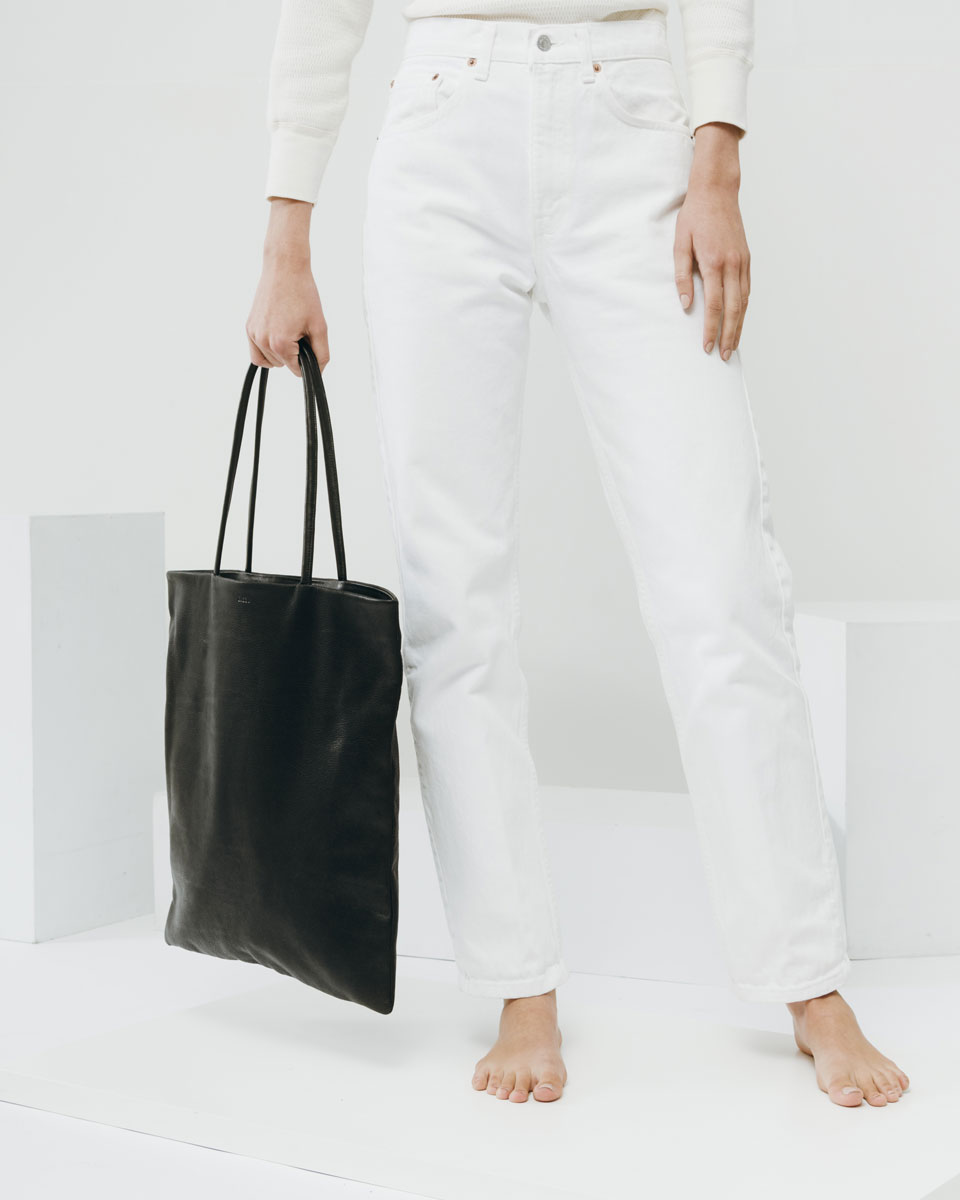 楽天市場】トートバッグ BAGGU LEATHER FLAT TOTE レザートートバッグ