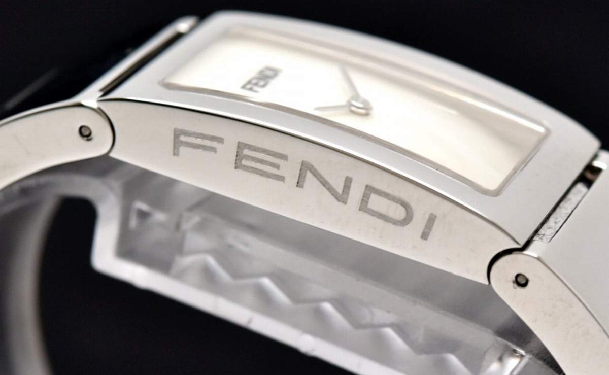 楽天市場】【ウォッチ】FENDI フェンディ ホワイトシェル文字盤