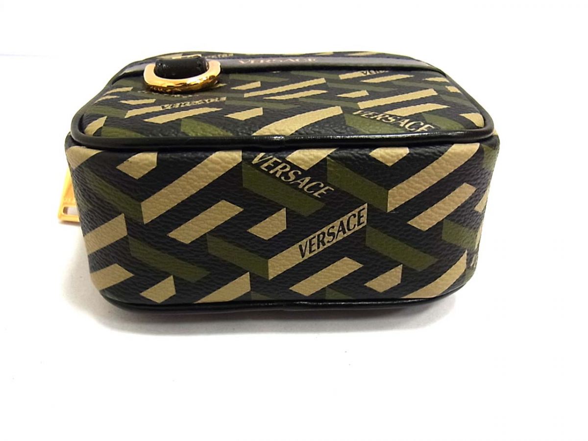 楽天市場】【中古】美品◇VERSACE ヴェルサーチ ラグレカシグネチャー