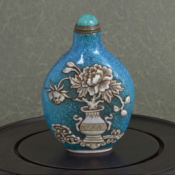 楽天市場】華麗な牡丹が咲く宮廷の一室鼻煙壺211012鼻煙壷 鼻煙壺 中国