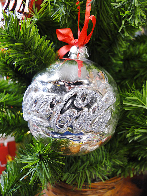 楽天市場】コカ・コーラブランド クリスマスオーナメント （オーブ