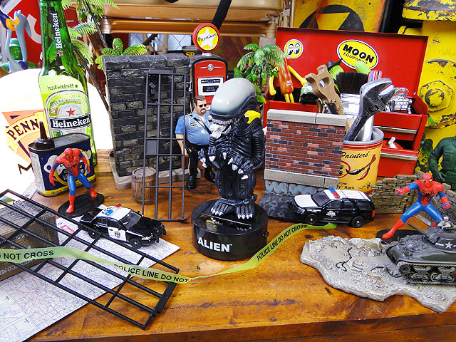 楽天市場】NECA エイリアン ボディノッカーズ アメリカン雑貨 アメリカ