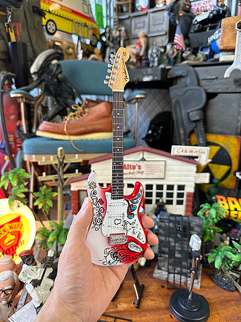 楽天市場】ジミ・ヘンドリックス フェンダー ストラトキャスター