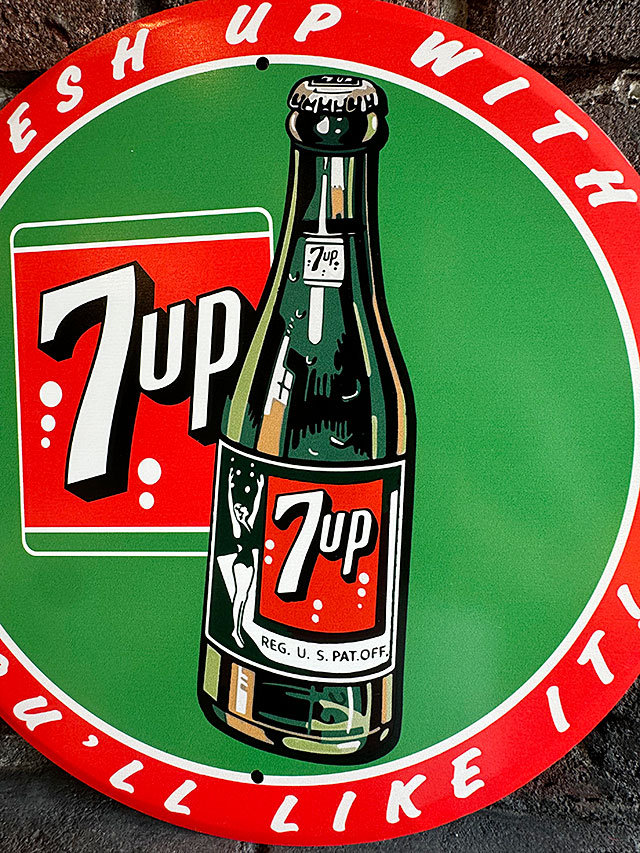 楽天市場】7up セブンアップ ラウンド型 ブリキ看板 （FRESH UP WITH