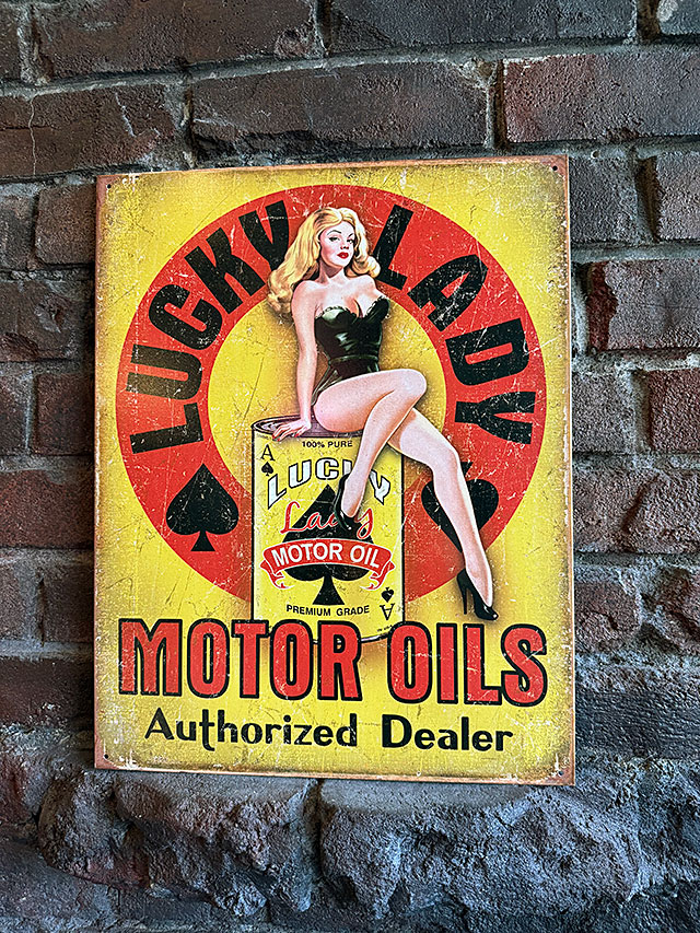 楽天市場】ラッキーレディ モーターオイル ピンナップガール ブリキ