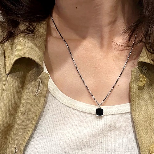 楽天市場】mollive ONYX SQUARE NECKLACE : C-G