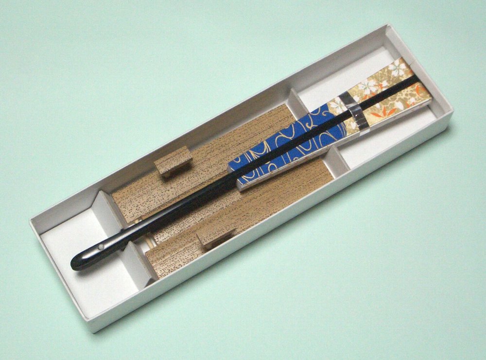 楽天市場】飾り扇子 【送料無料】 「源氏物語」 9寸用扇子立て付き