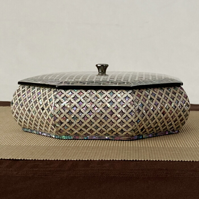 楽天市場】韓国 螺鈿 漆螺鈿八角小物入れ菓子器 幾何学模様 吉兆柄