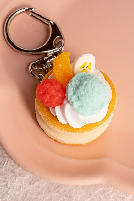 楽天市場】キーホルダー スイーツ・デザート パンケーキ（ブルー
