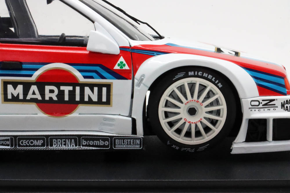 楽天市場】WERK83 1/18 アルファロメオ 155 V6 TI マルティニ