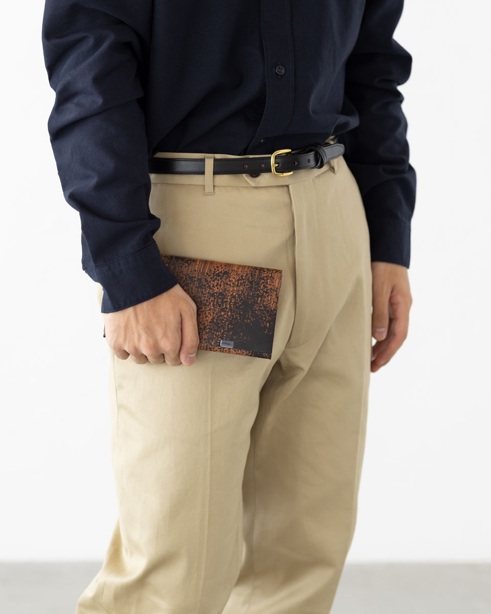 楽天市場】【スーパーSALE40%OFF】(褪色あり) 所作 ロングウォレット